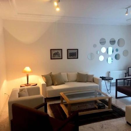Tres Bel Appartement Idealement Place Ла-Марса Экстерьер фото